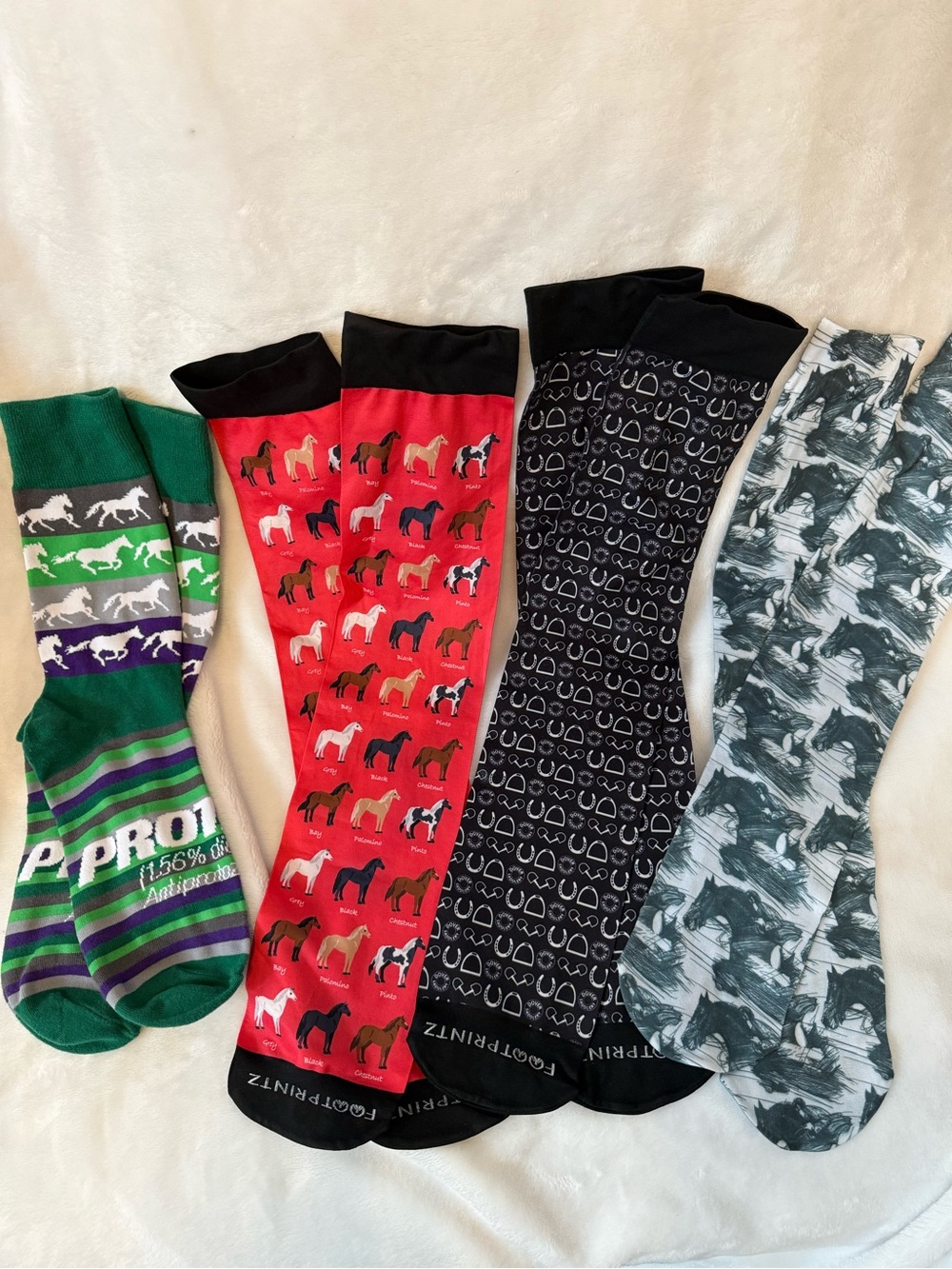 Footprintz Socks Bundle – 4 Pairs – NEW/Never Worn